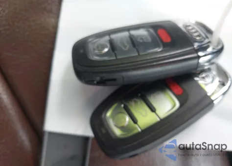 2015 Audi Q5 2.0T Premium z USA, uszkodzony, nr VIN WA1LFAFP7FA137262